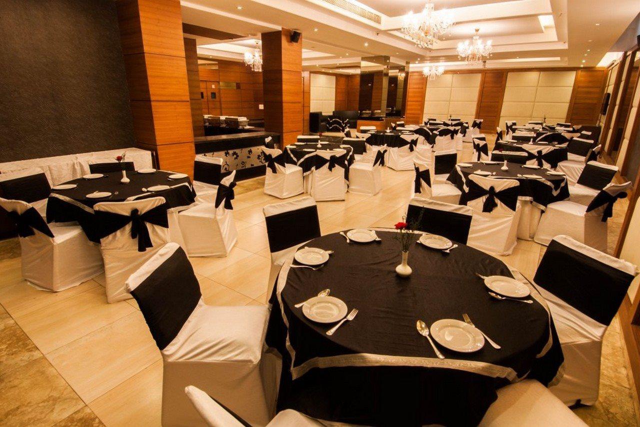 Africa Avenue Gk - 1 Hotel Ню Делхи Екстериор снимка
