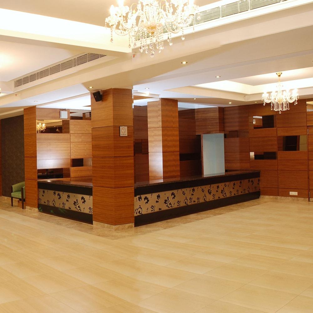 Africa Avenue Gk - 1 Hotel Ню Делхи Екстериор снимка