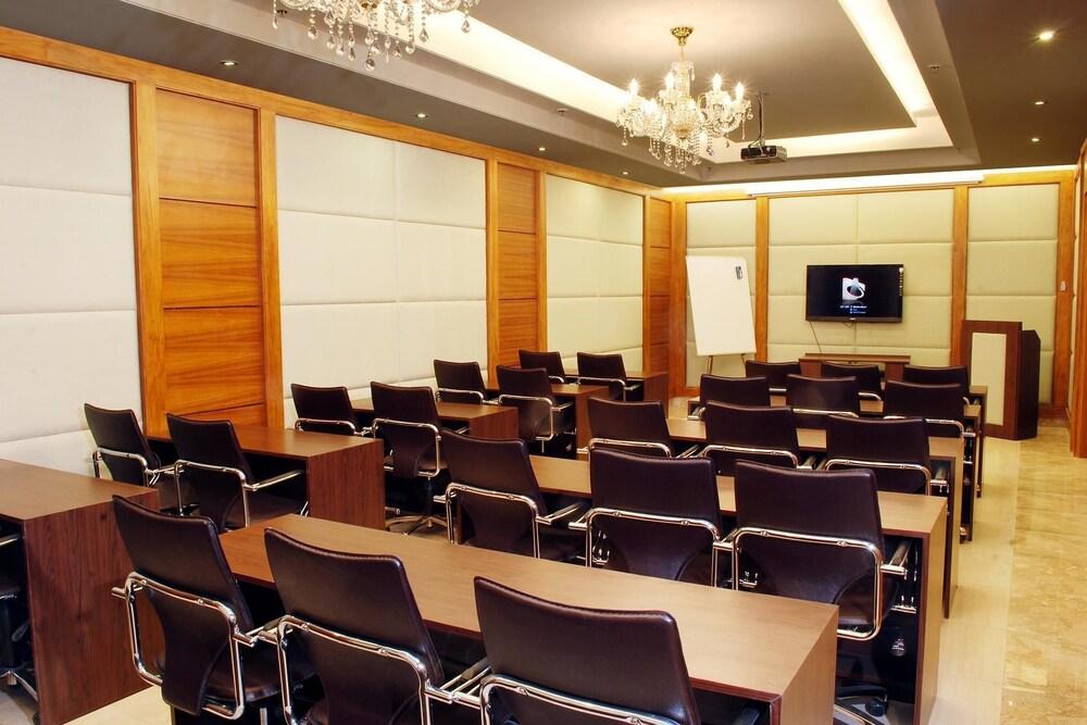 Africa Avenue Gk - 1 Hotel Ню Делхи Екстериор снимка