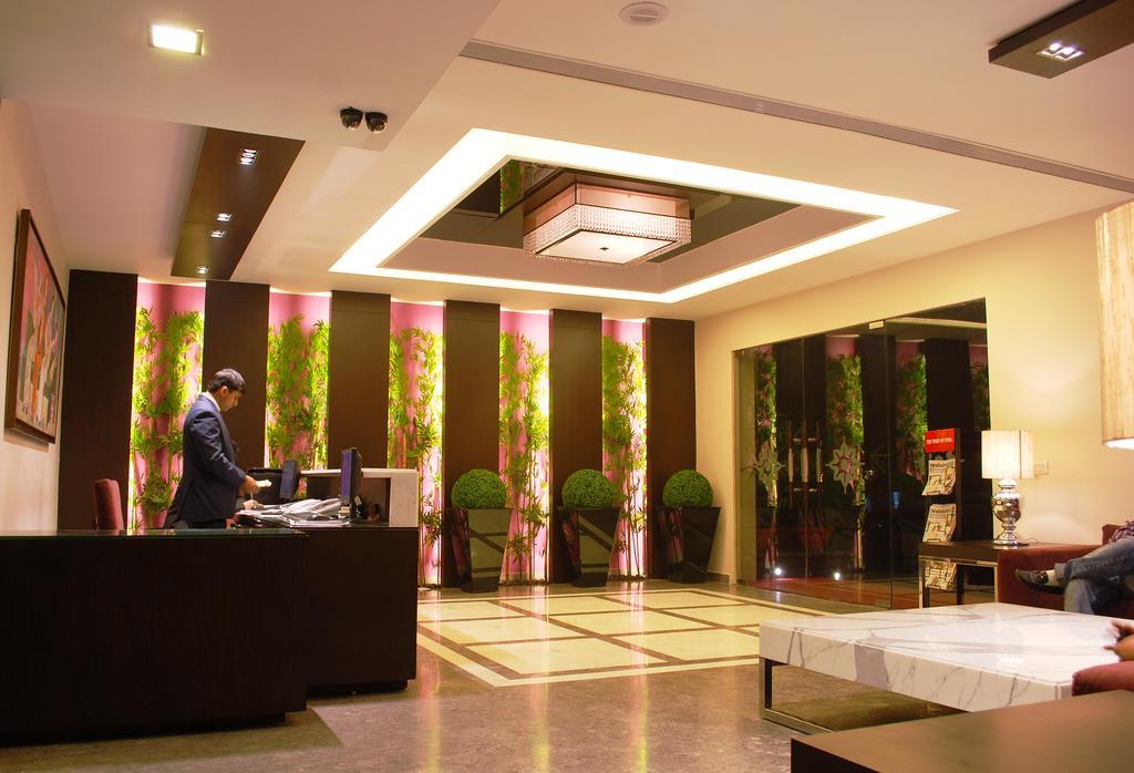Africa Avenue Gk - 1 Hotel Ню Делхи Екстериор снимка