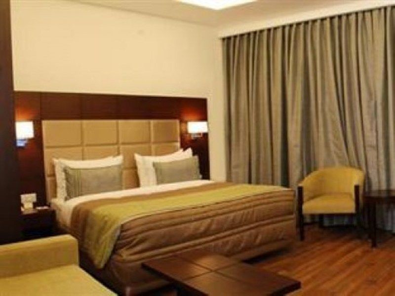 Africa Avenue Gk - 1 Hotel Ню Делхи Екстериор снимка