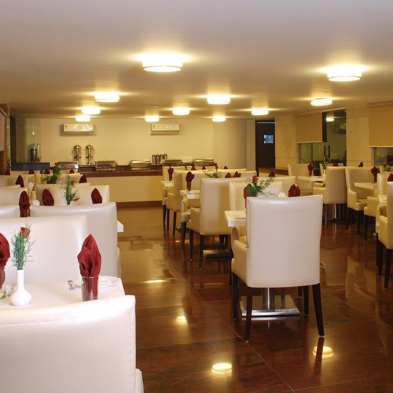 Africa Avenue Gk - 1 Hotel Ню Делхи Екстериор снимка